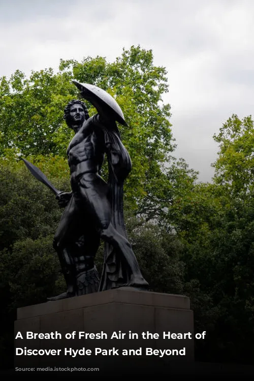 A Breath of Fresh Air in the Heart of London: Discover Hyde Park and Beyond