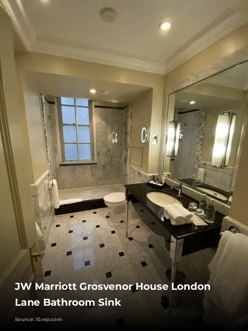 JW Marriott Grosvenor House London Park Lane Bathroom Sink 