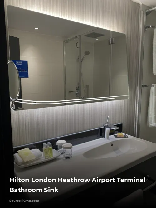 Hilton London Heathrow Airport Terminal 4 Bathroom Sink