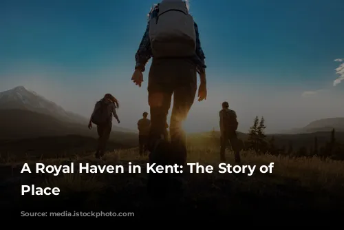 A Royal Haven in Kent: The Story of Camden Place