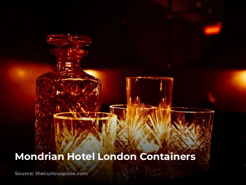 Mondrian Hotel London Containers restaurant