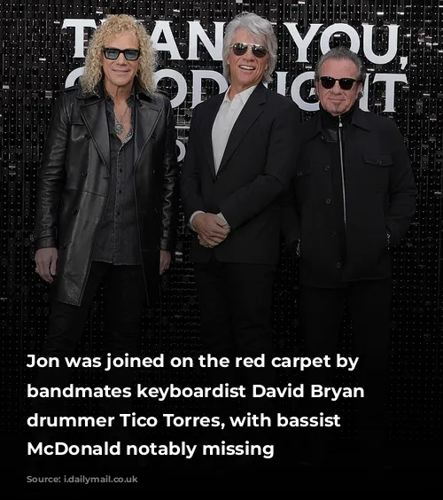 Jon was joined on the red carpet by his bandmates keyboardist David Bryan and drummer Tico Torres, with bassist Hugh McDonald notably missing