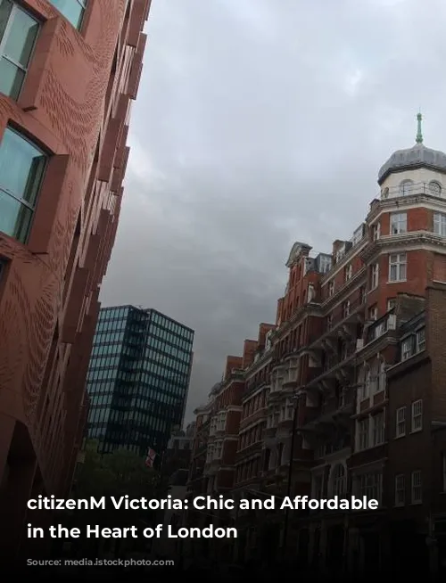 citizenM Victoria: Chic and Affordable Luxury in the Heart of London