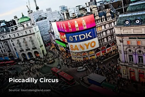 Piccadilly Circus 