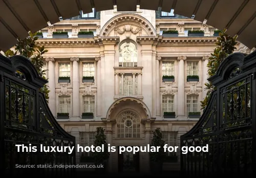 This luxury hotel is popular for good reason