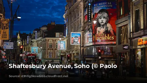 Shaftesbury Avenue, Soho (© Paolo Paradiso/iStock)